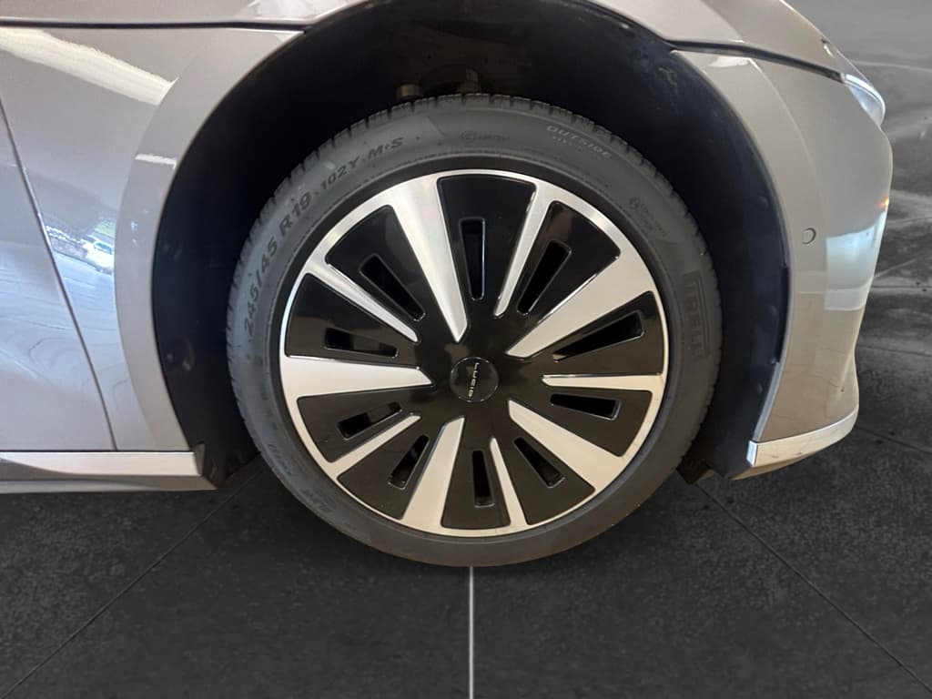 2025 Lucid Air view 15