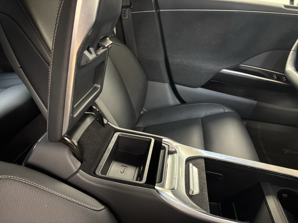 2025 Lucid Air view 23
