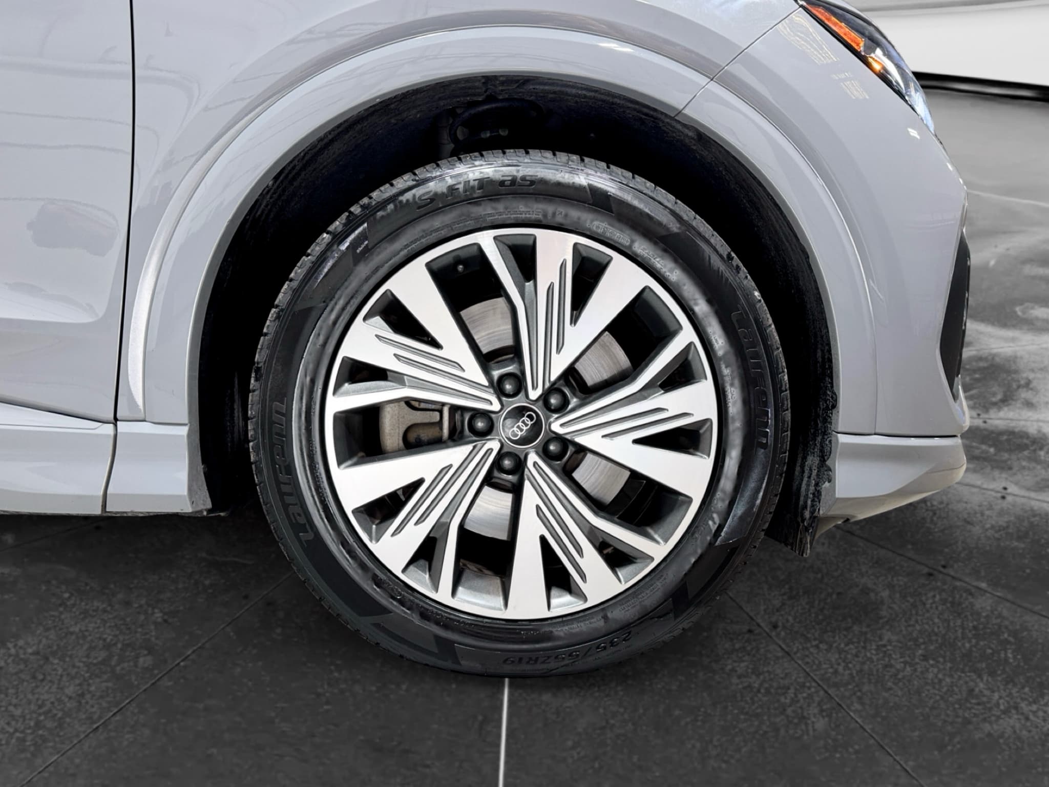 2024 Audi Q4 e-tron view 33