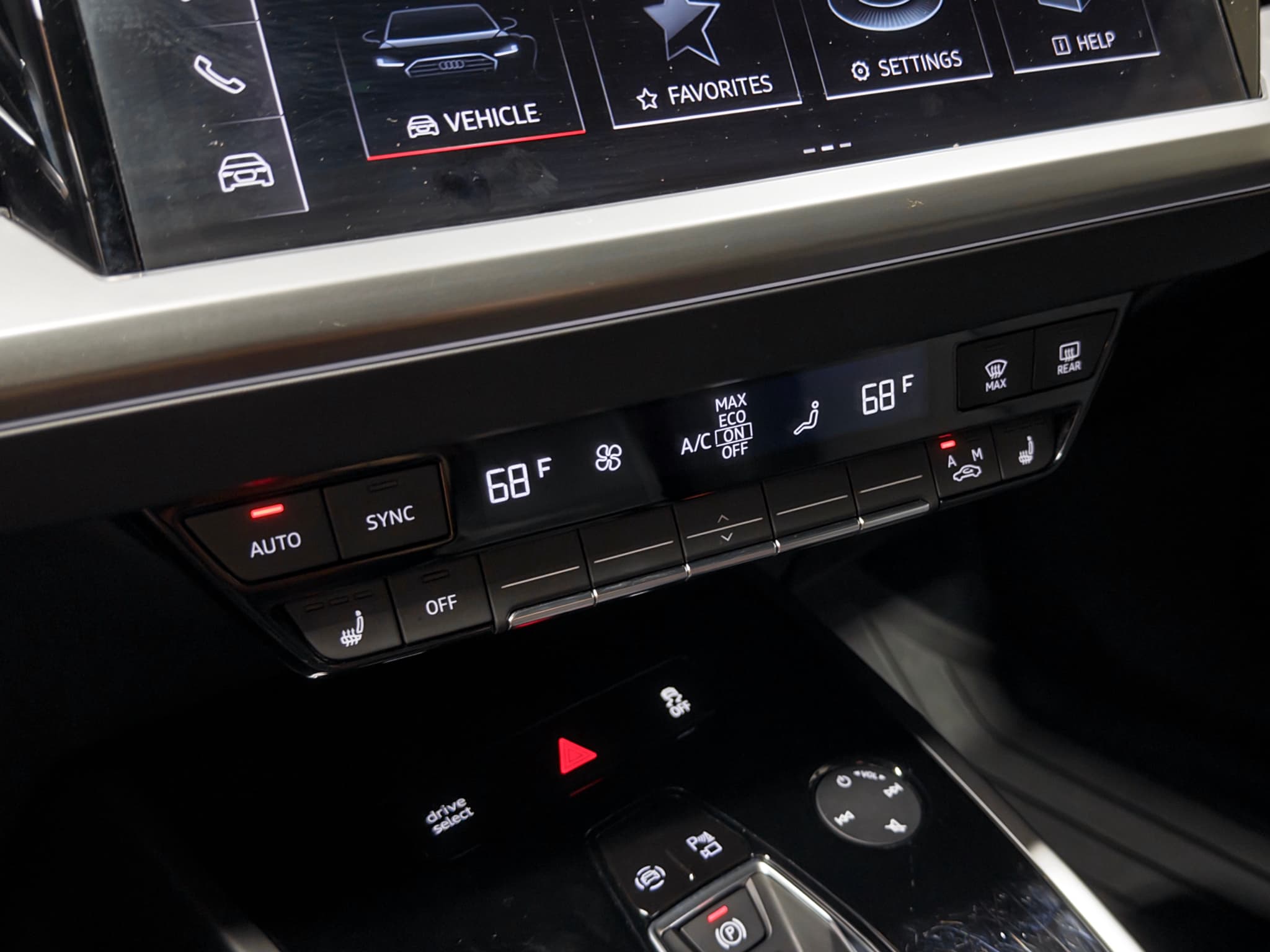 2024 Audi Q4 e-tron view 14