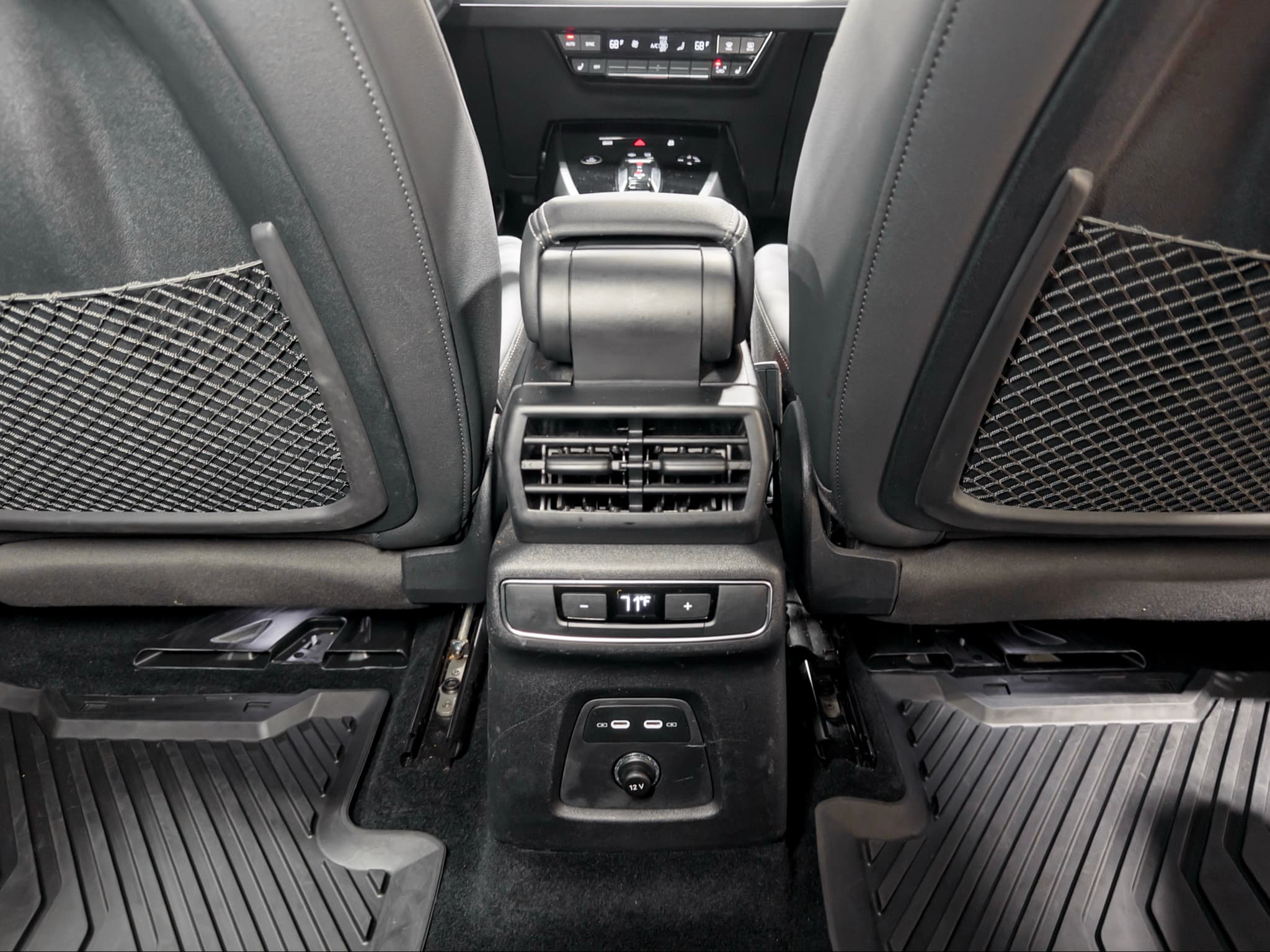 2024 Audi Q4 e-tron view 20