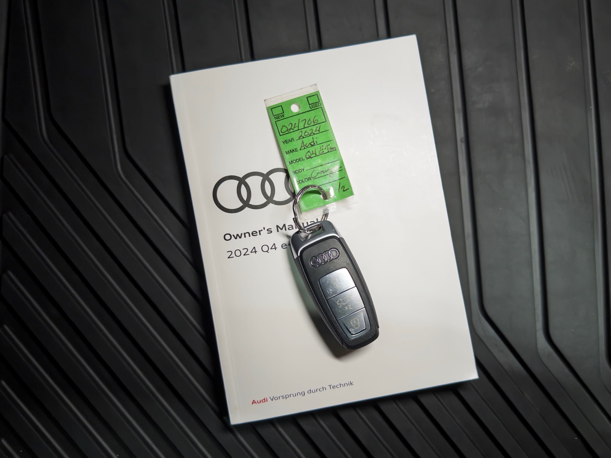 2024 Audi Q4 e-tron view 22