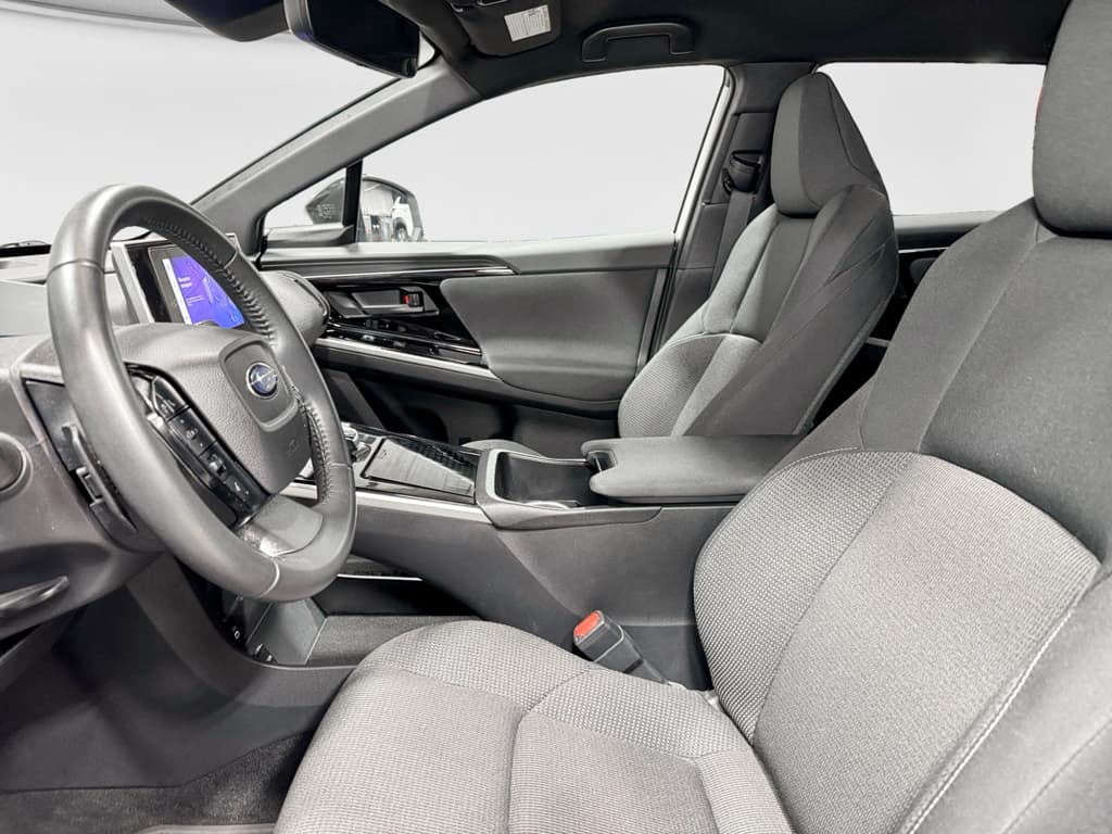 2023 Subaru Solterra view 17