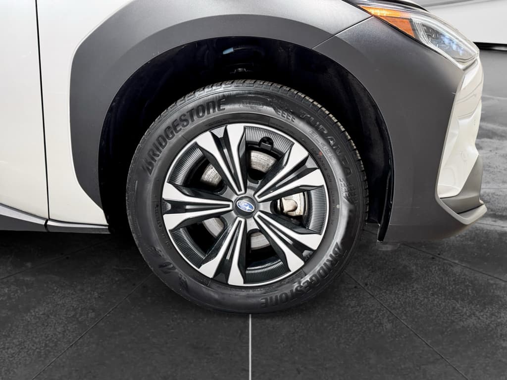 2023 Subaru Solterra view 32