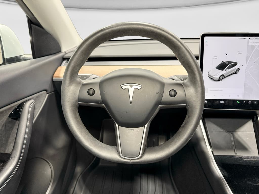 2020 Tesla Model Y view 8