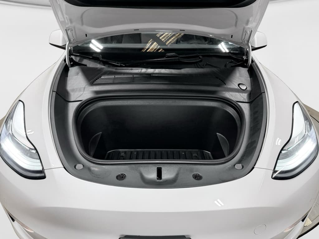 2020 Tesla Model Y view 24