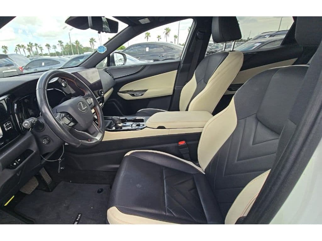 2024 Lexus NX 450h+ view 5