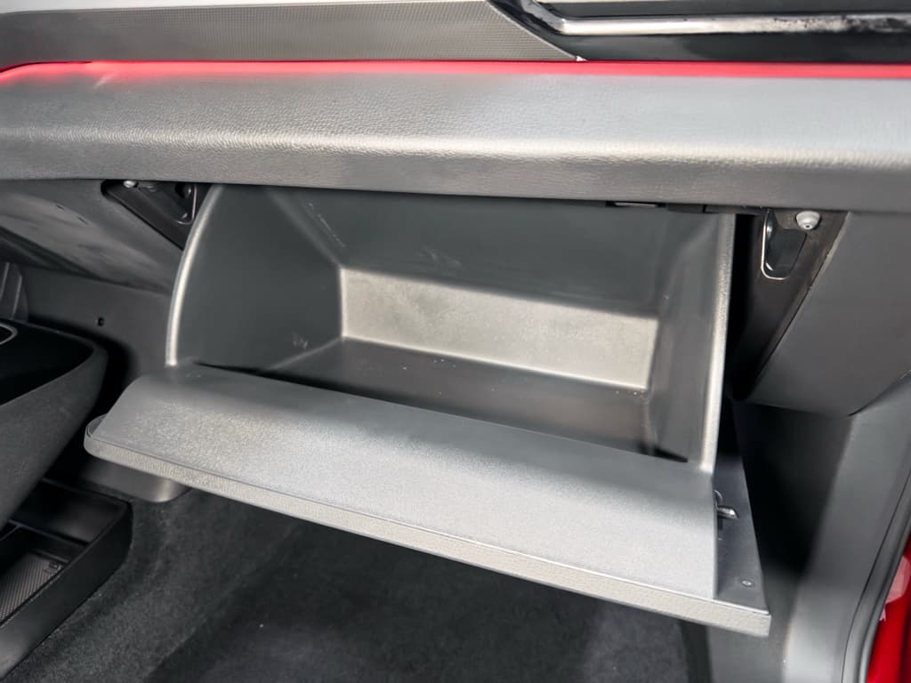 2023 Volkswagen ID.4 view 19