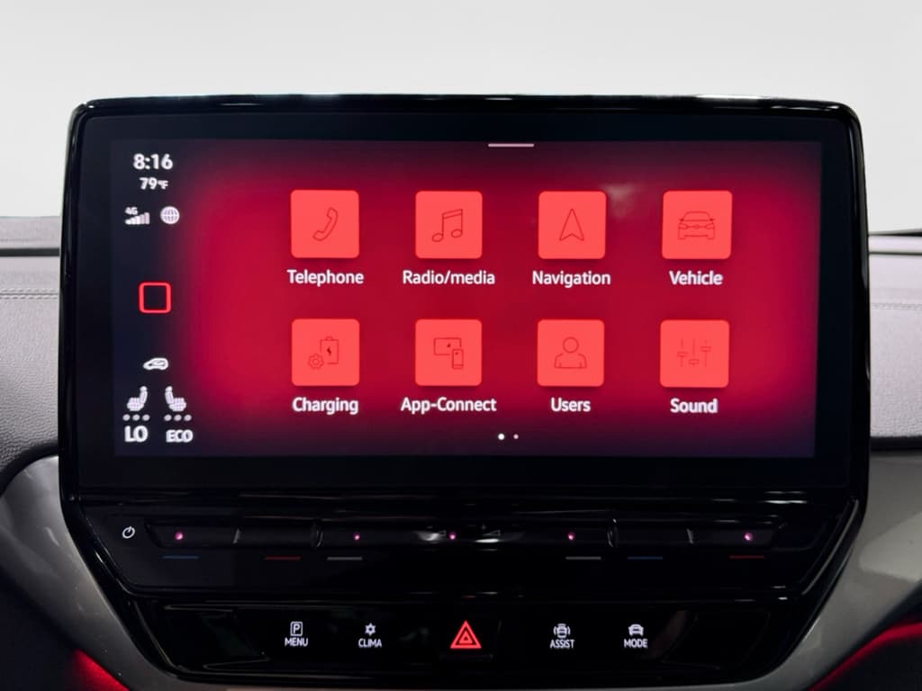 2023 Volkswagen ID.4 view 12