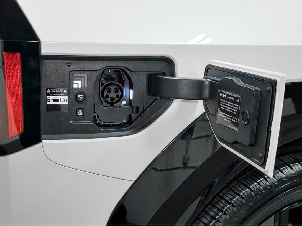 2024 Kia EV9 view 5