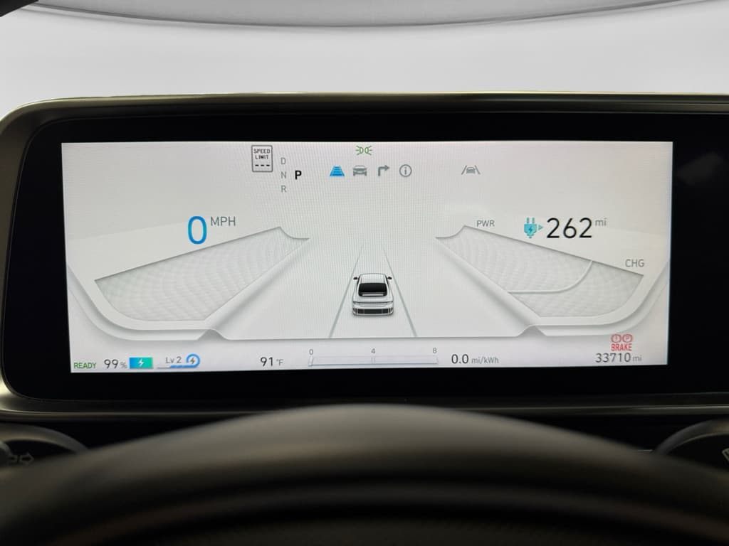 2023 Hyundai IONIQ 6 view 8