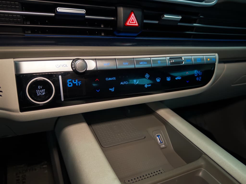 2023 Hyundai IONIQ 6 view 14