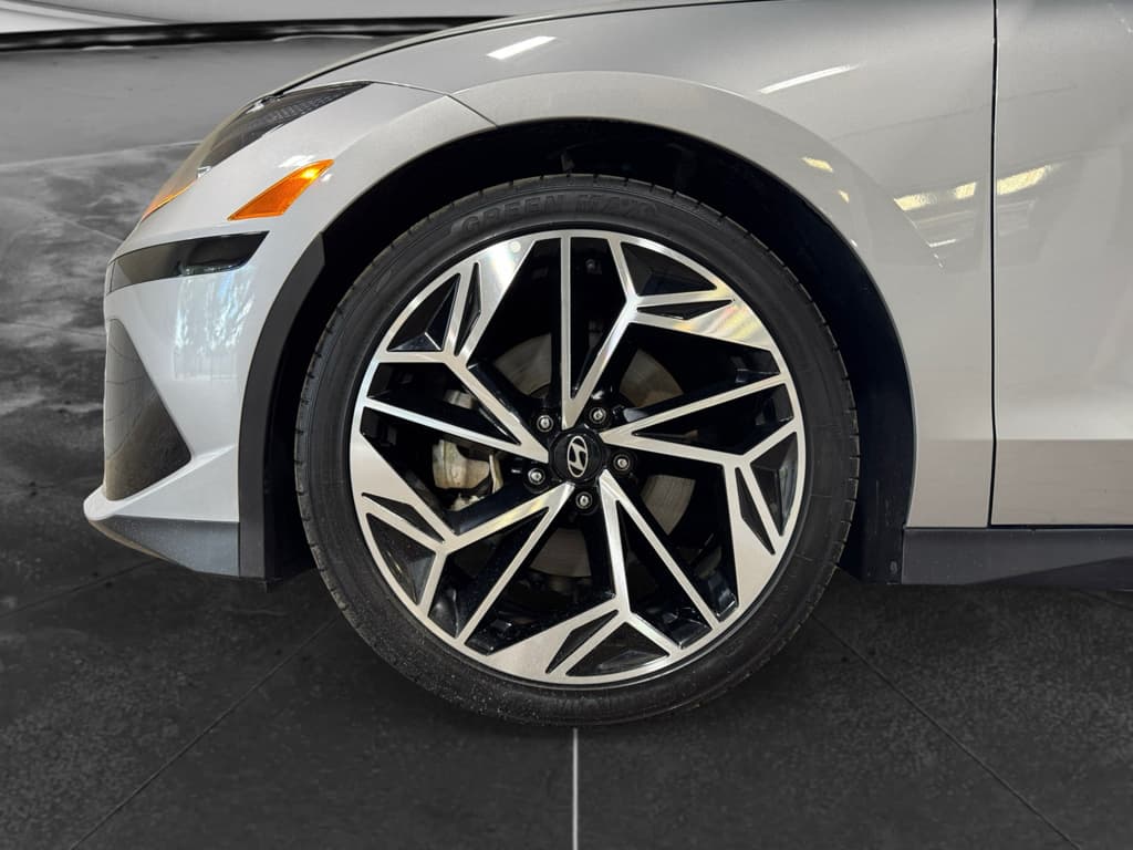 2023 Hyundai IONIQ 6 view 31
