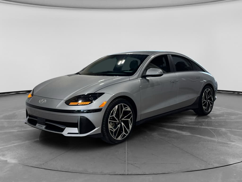 2023 Hyundai IONIQ 6 view 1