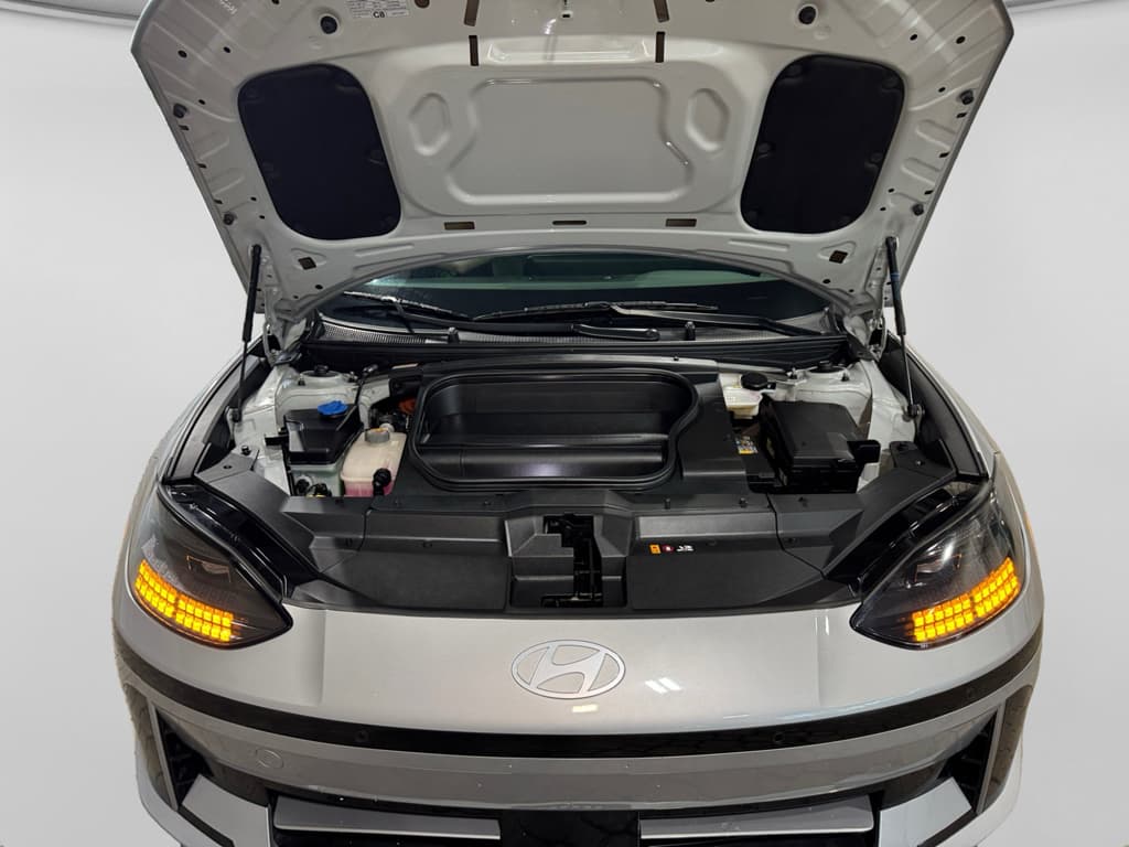2023 Hyundai IONIQ 6 view 25