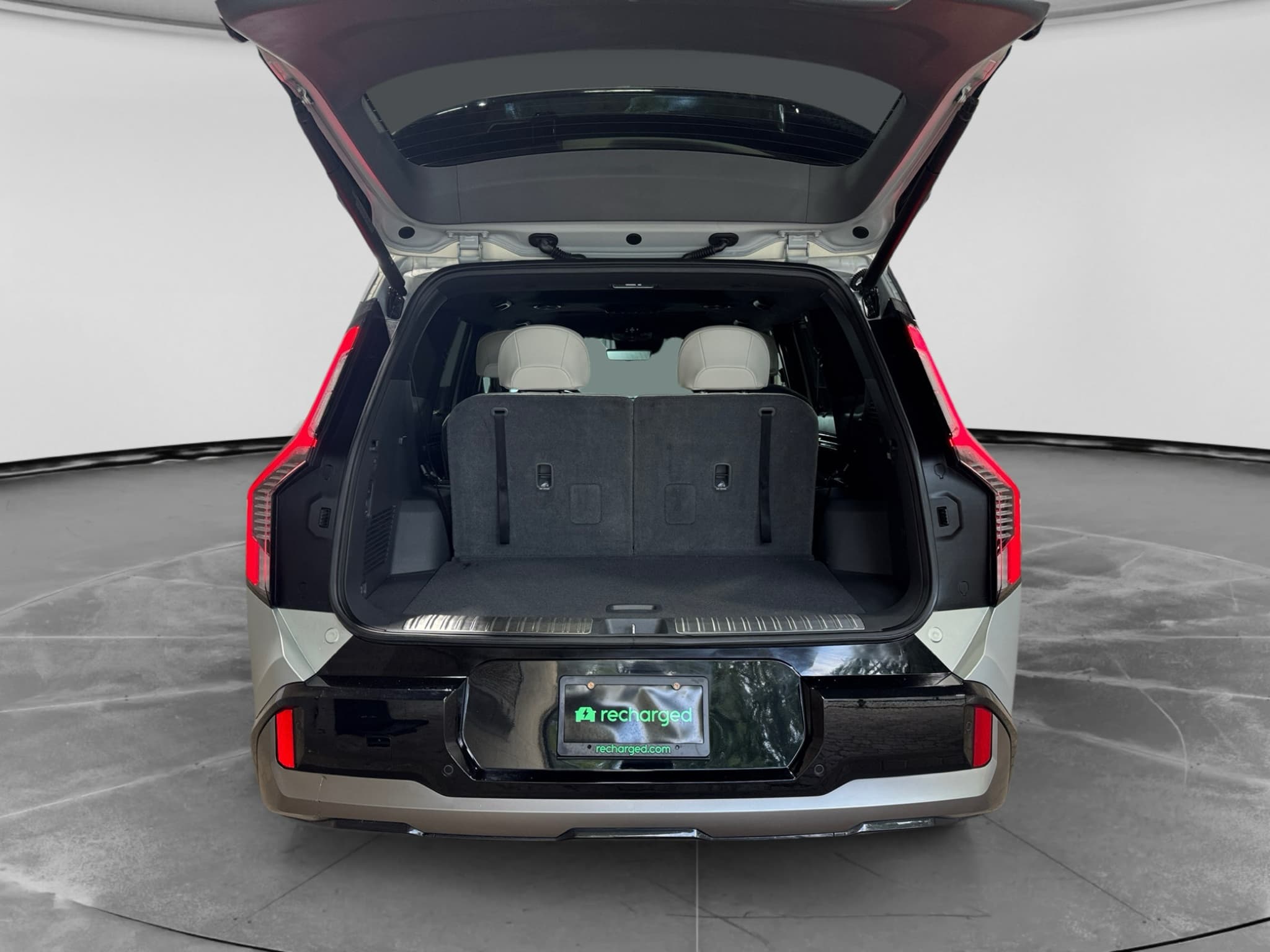 2024 Kia EV9 view 30