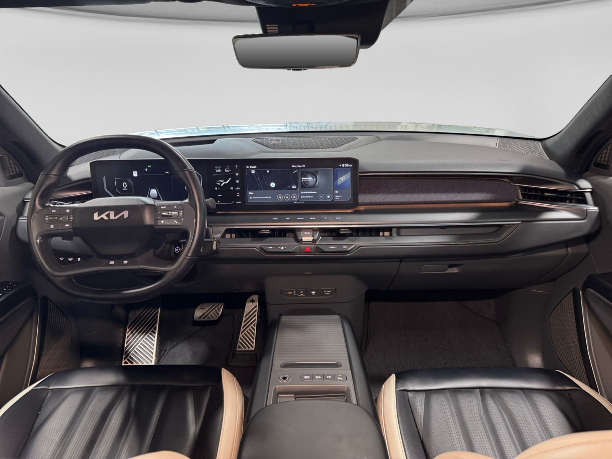 2024 Kia EV9 view 17