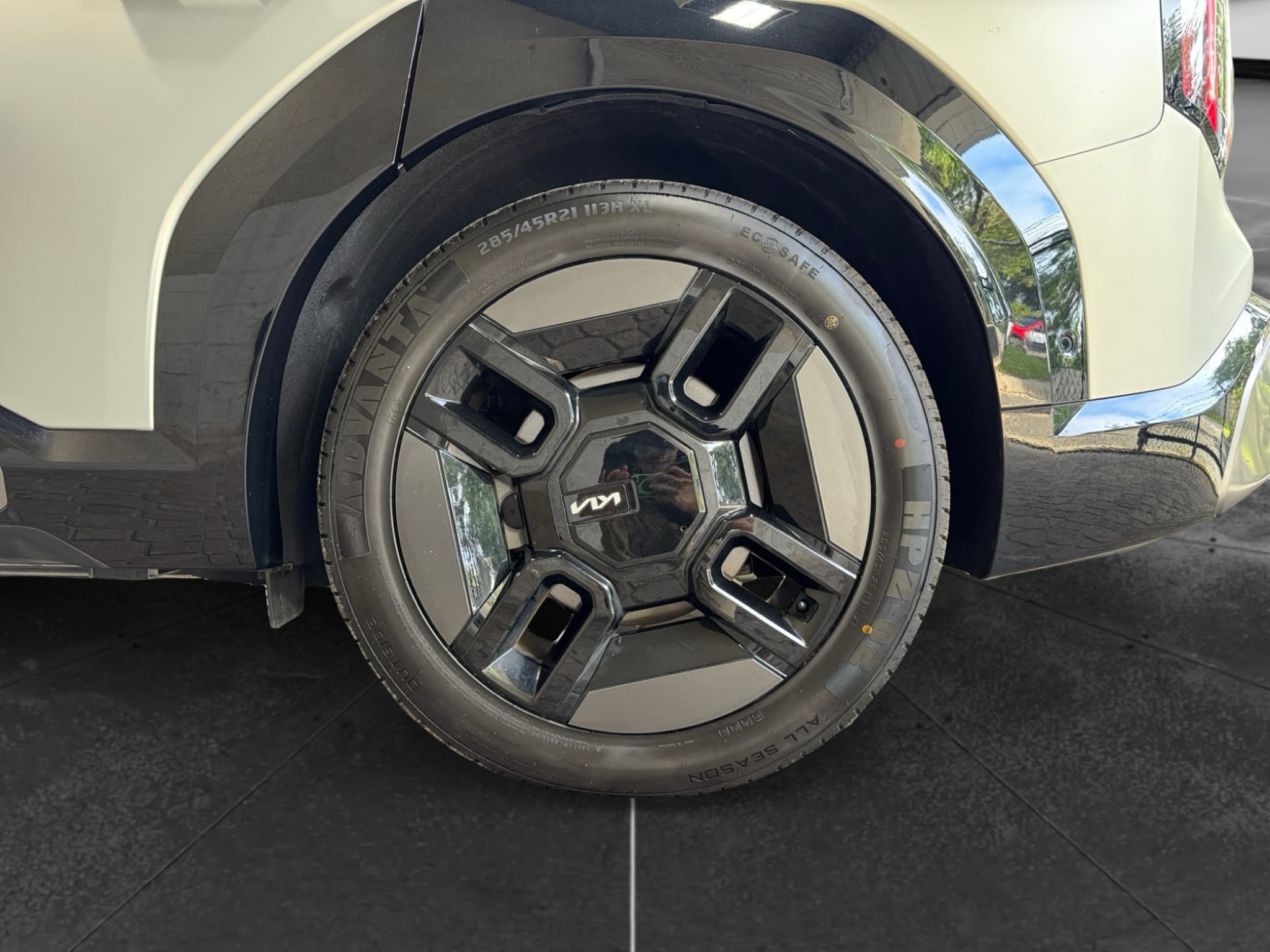 2024 Kia EV9 view 36