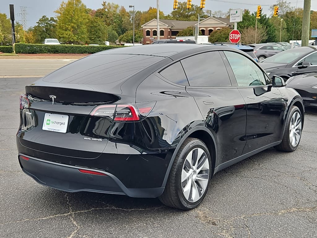 2020 Tesla Model Y view 3