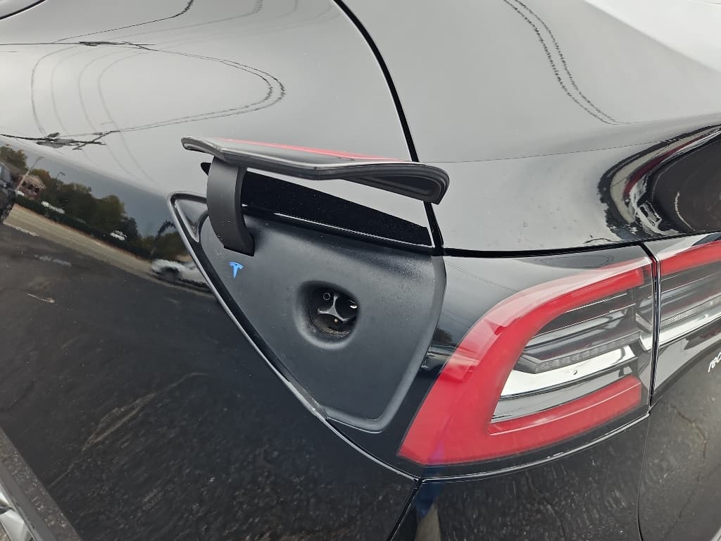 2020 Tesla Model Y view 5