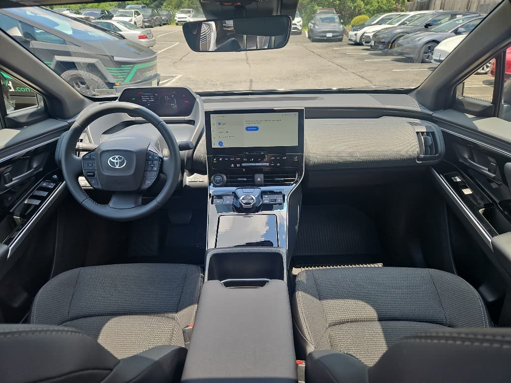 2023 Toyota bZ4X view 15