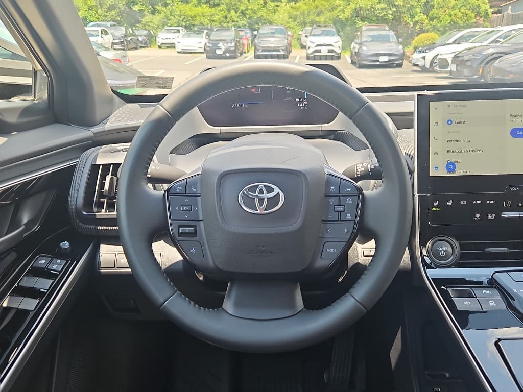 2023 Toyota bZ4X view 8