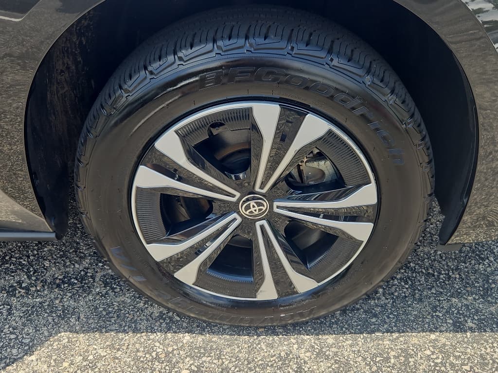 2023 Toyota bZ4X view 29