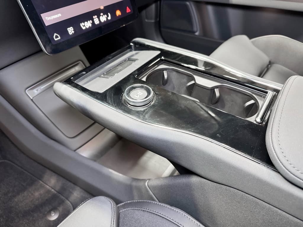 2025 Polestar Polestar 3 view 17