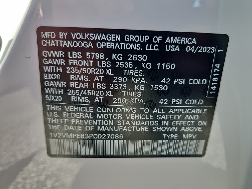 2023 Volkswagen ID.4 view 24