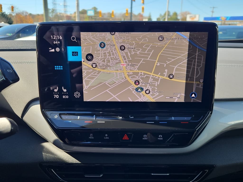 2023 Volkswagen ID.4 view 11