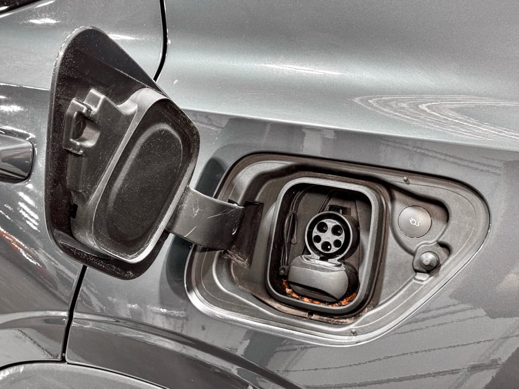 2021 Polestar Polestar 2 view 5