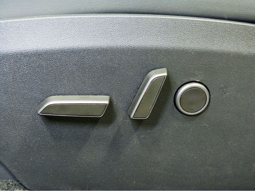 2024 Tesla Model Y view 6