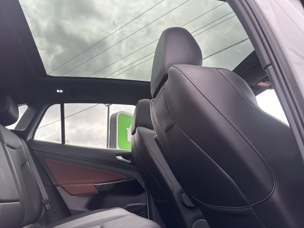 2021 Volkswagen ID.4 view 16