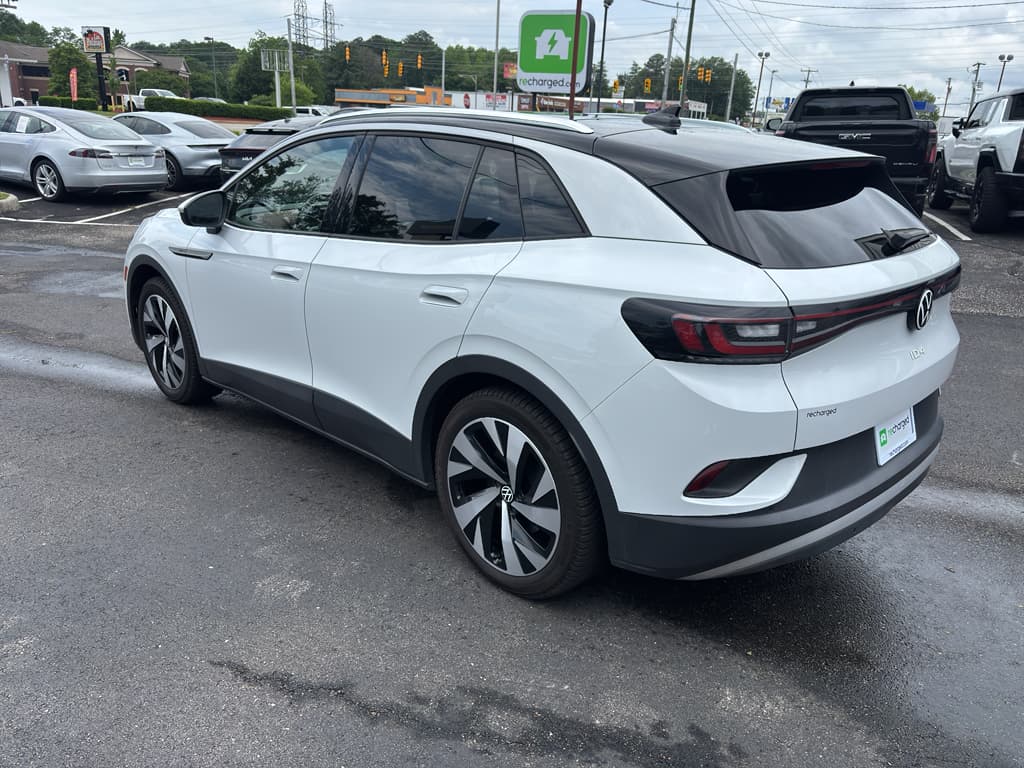 2021 Volkswagen ID.4 view 2