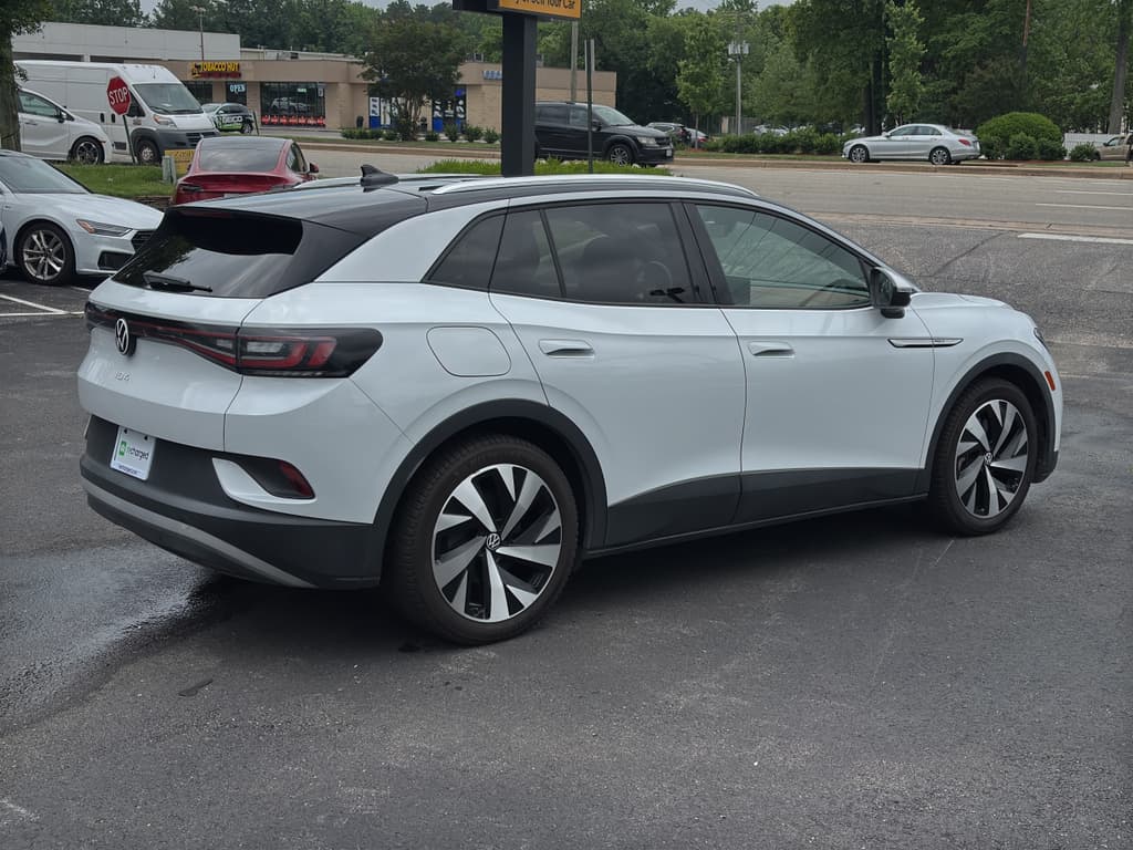 2021 Volkswagen ID.4 view 4