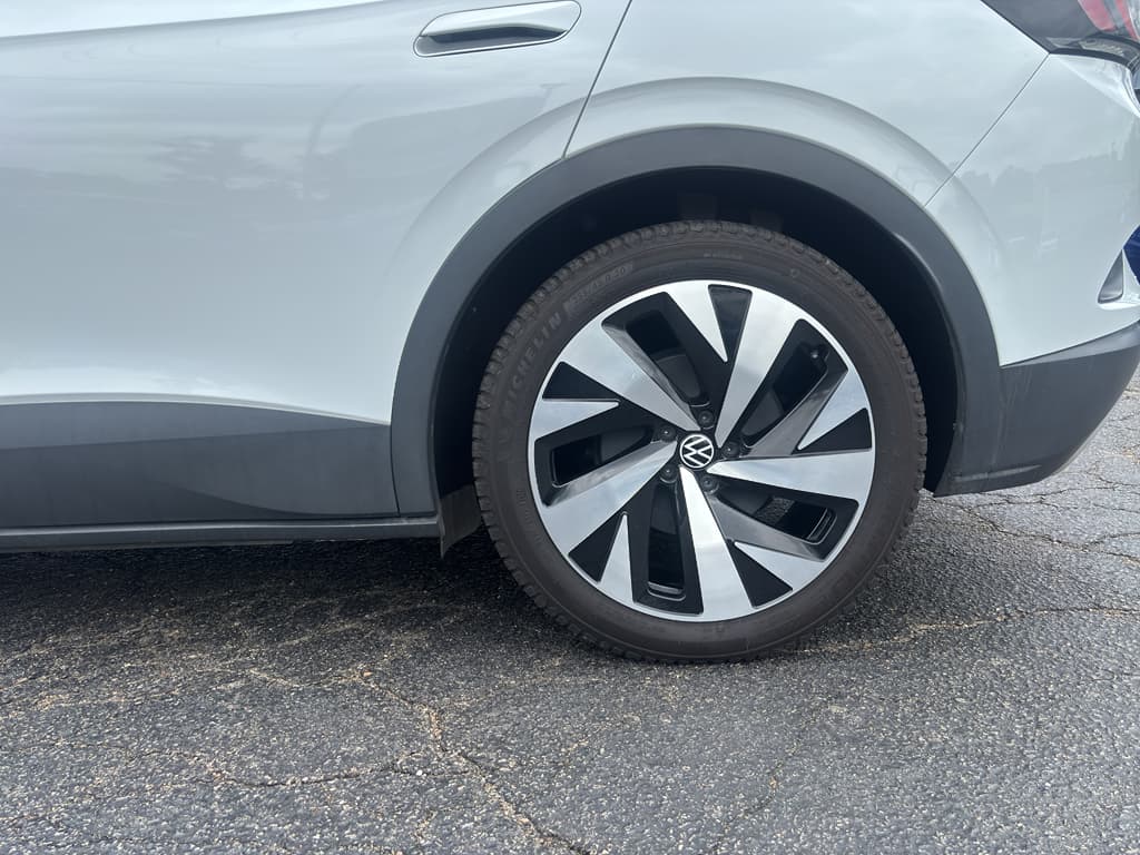 2021 Volkswagen ID.4 view 24