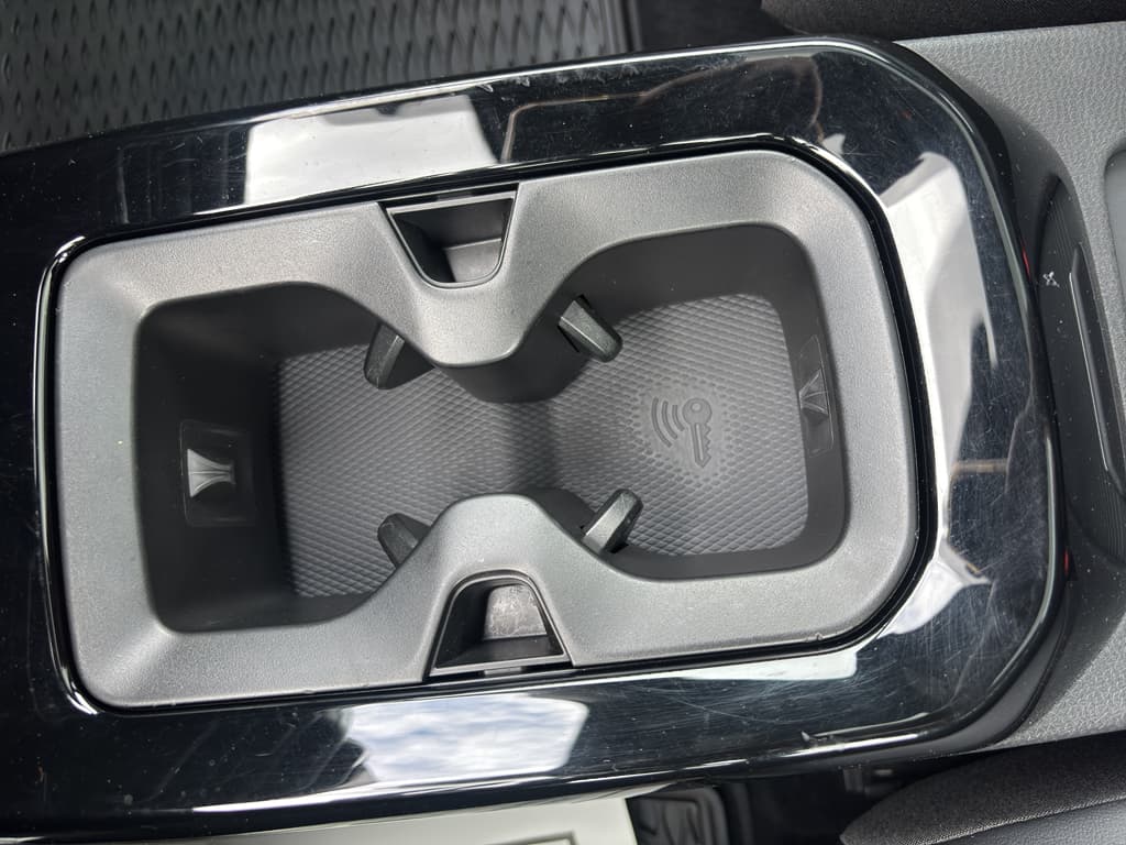 2021 Volkswagen ID.4 view 13