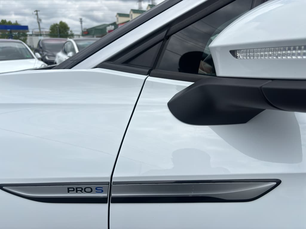 2021 Volkswagen ID.4 view 27