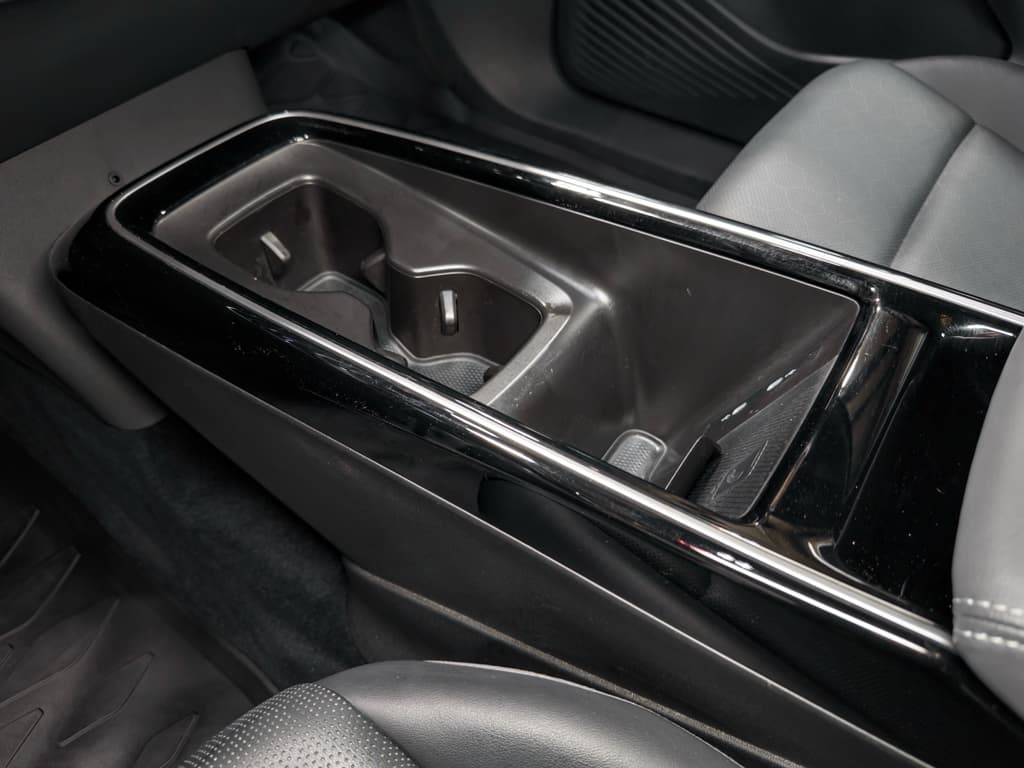 2023 Volkswagen ID.4 view 21