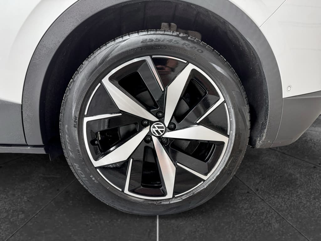 2023 Volkswagen ID.4 view 33