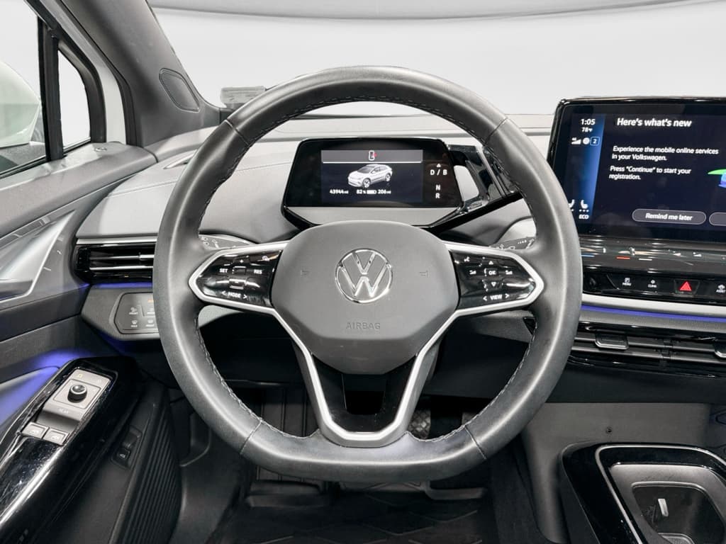 2023 Volkswagen ID.4 view 9