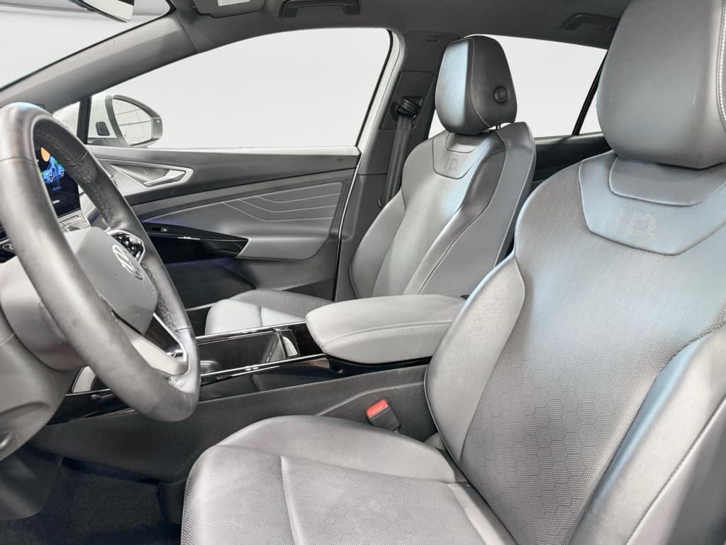 2023 Volkswagen ID.4 view 19