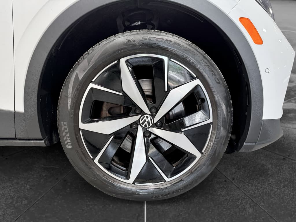 2023 Volkswagen ID.4 view 35