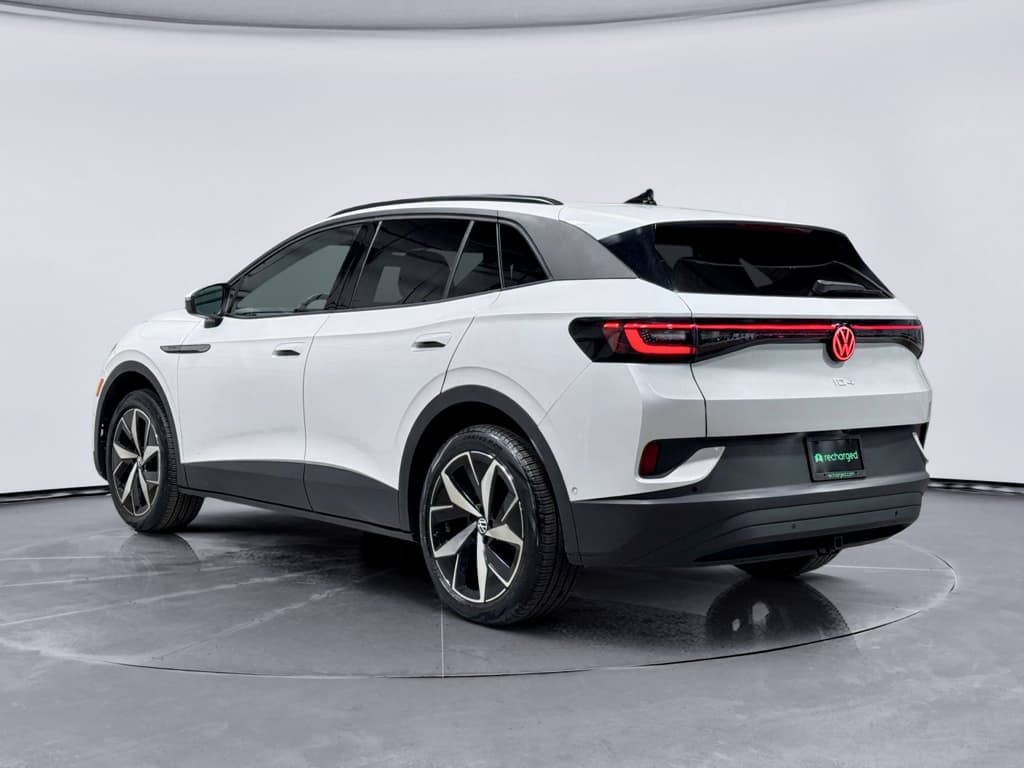 2023 Volkswagen ID.4 view 2