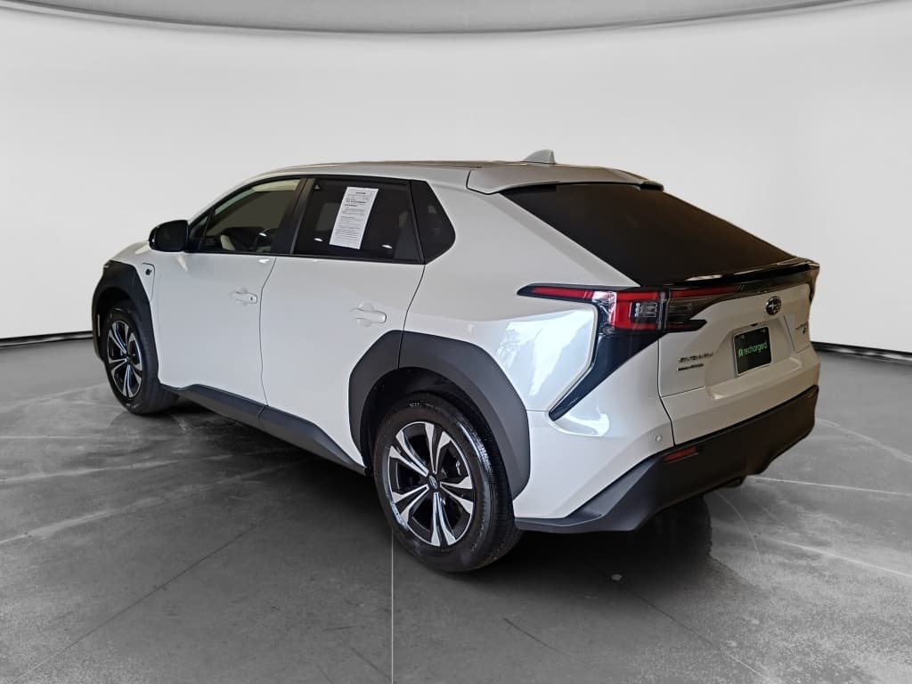 2023 Subaru Solterra view 19