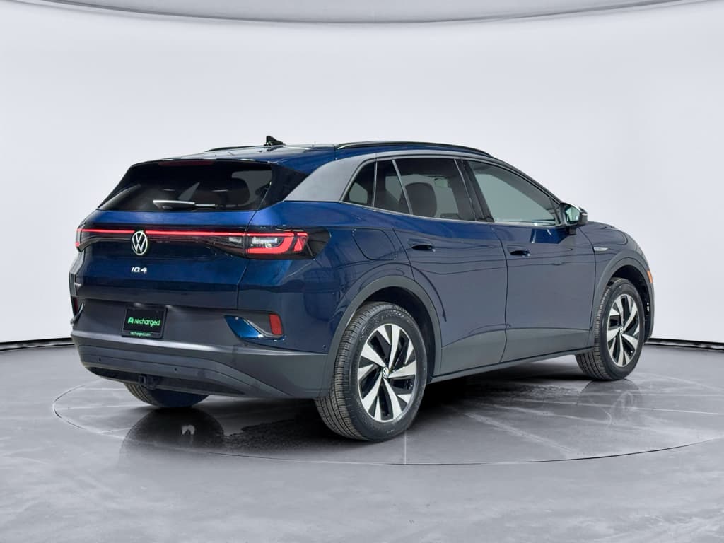 2023 Volkswagen ID.4 view 3