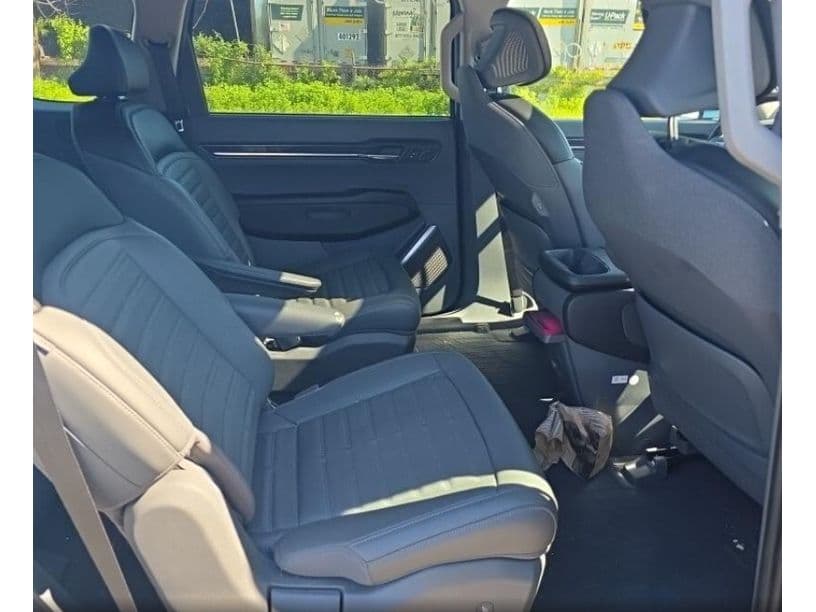 2024 Kia EV9 view 6