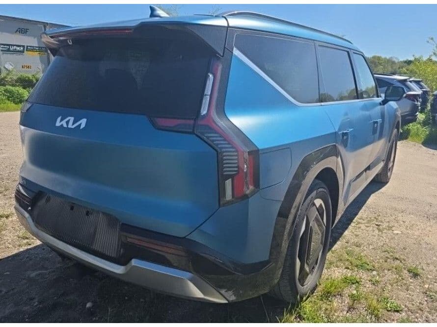 2024 Kia EV9 view 4