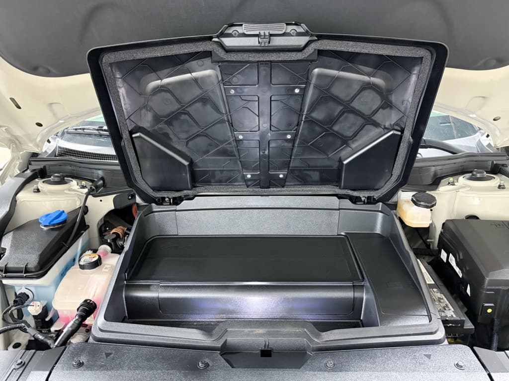 2022 Kia EV6 view 28