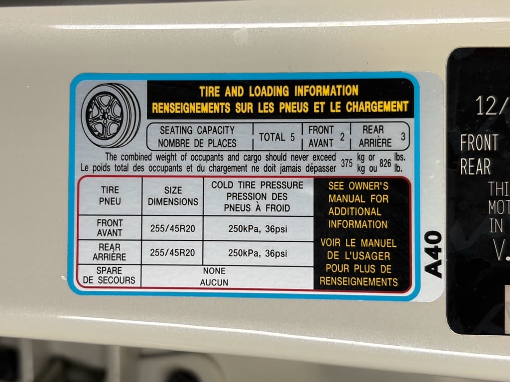 2022 Kia EV6 view 32